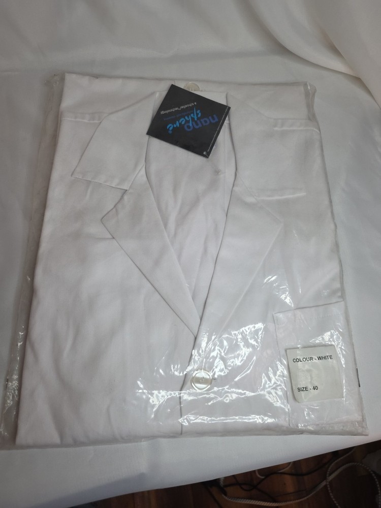 Nanosphere White Lab Coat Size 42