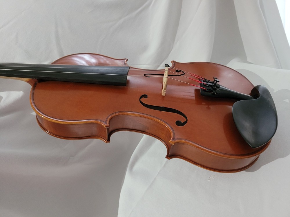 4/4 Stradivarius Copy Violin Case and Bow