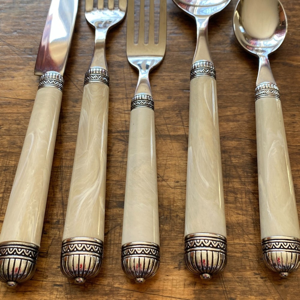 Cambridge Stainless Steel Flatware Cabaret Ivory Marbled Plastic Handle 30 PCS