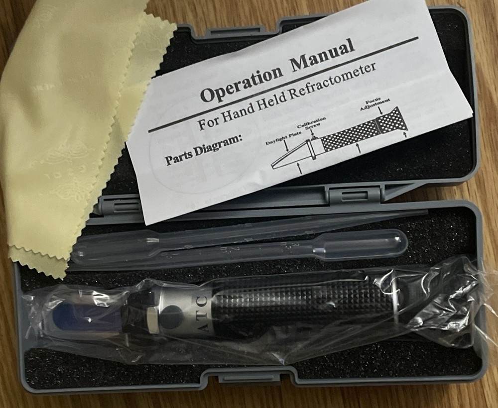 *New* ATC Hand Held Portable Refractometer in case