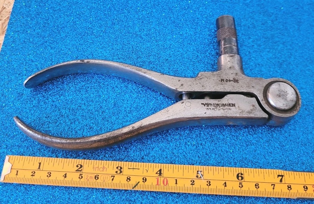 Ideal Mfg Co 32-40 M Nutcracker Style Reloading Tool