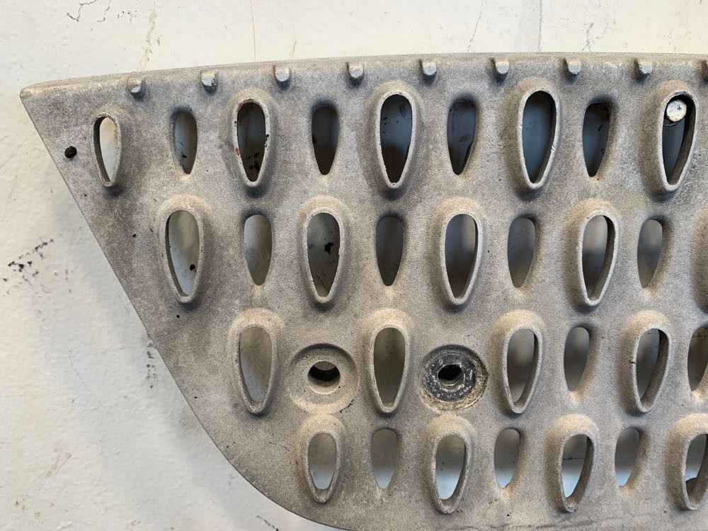 Kenworth Step A821083 (723-10517)