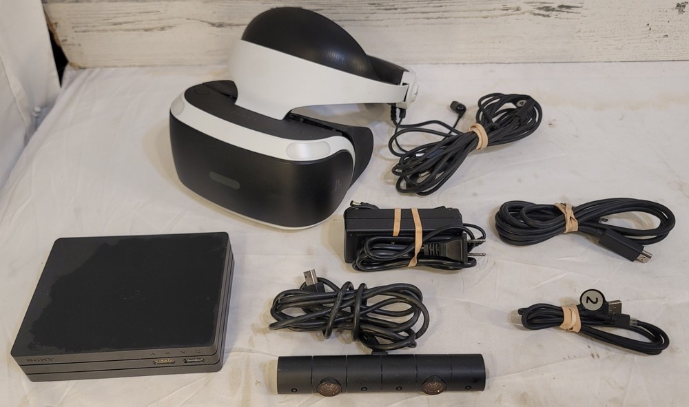 Sony Playstation 4 VR Bundle