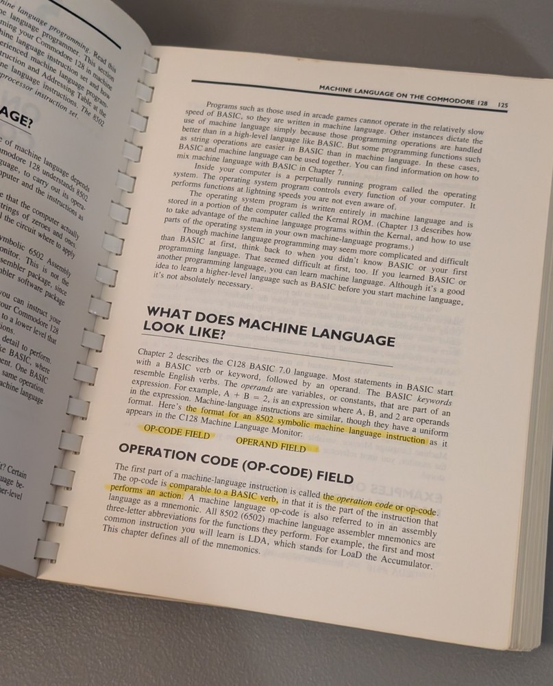 Commodore 128 Programmer's Reference Guide & System Guide - 1980s Computer Books