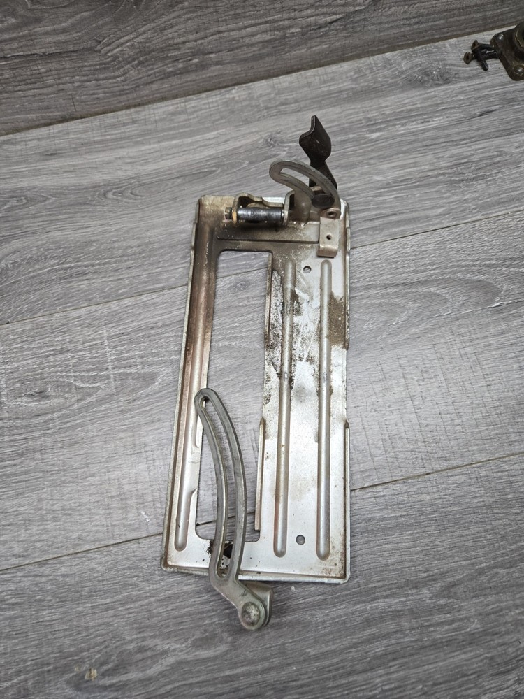 Skilsaw 77 Lower Base Plate Bottom