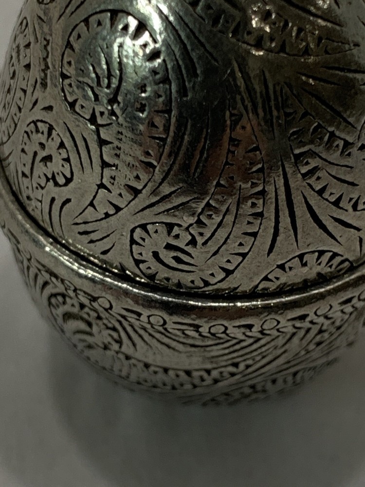 Vtg 80s Silvertone Egg Shape 2” Presentation Box Footed Scroll Detail