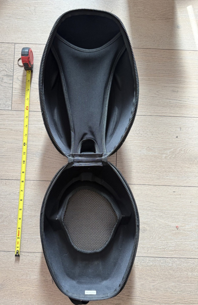 GIRO Bicycle Helmet Protective Carrying Case - black