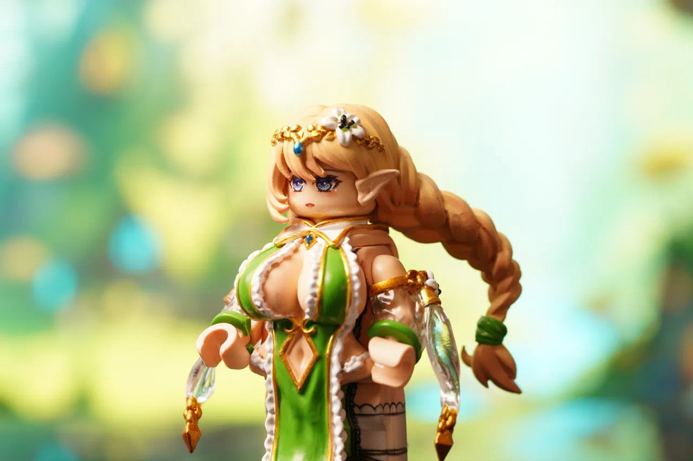 Custom Molded Figurine Accessory - Wizard Elf