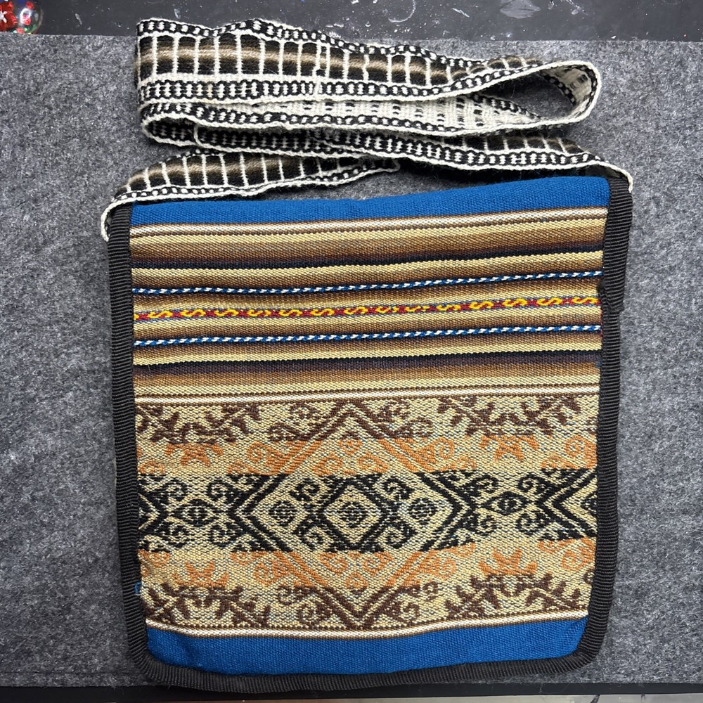 Handmade Peruvian Alpaca Purse With 50” Strap