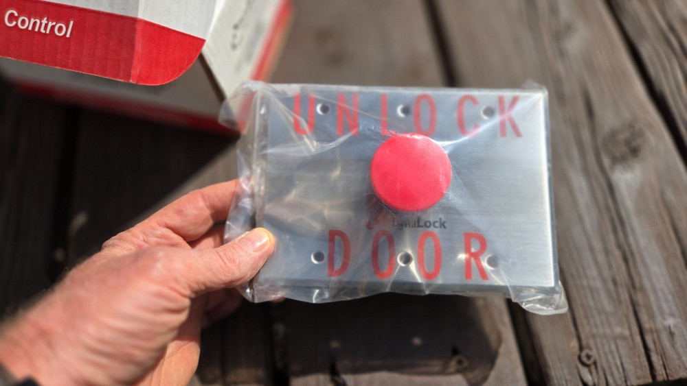 Dynalock 6291 Palm Switch "Door Unlock" button