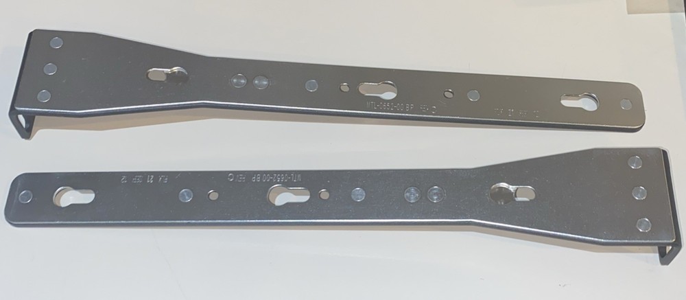 Advantech MLT-0652-00 Rackmount EARS Pair