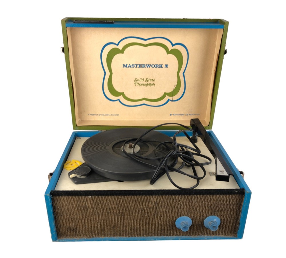 Vintage Columbia Masterwork Solid State Model M-2201 Phonograph Record Player