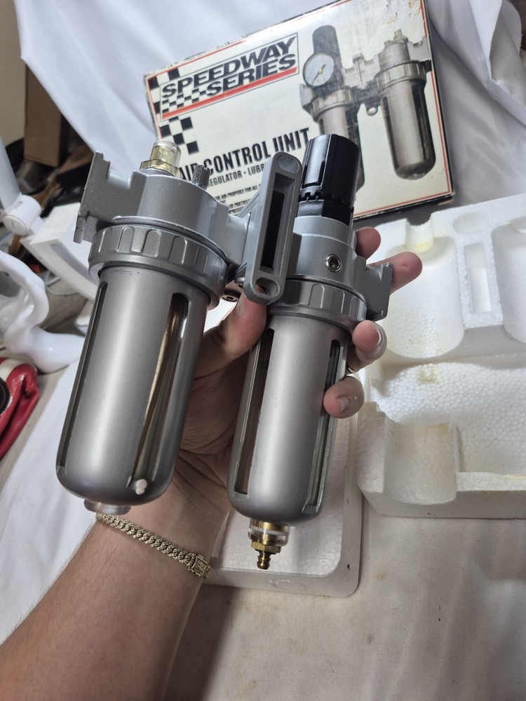 Mid Flow Air Moisture Filter Regulator Oiler Separator Lubricator Combo