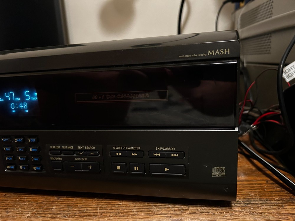 Working Technics SL-MC4 60+1 CD Changer Player MASH DAC