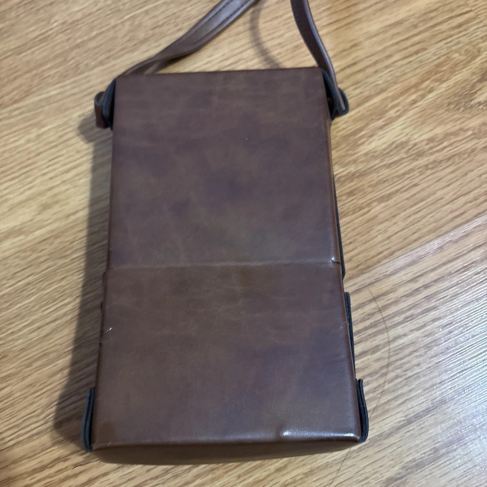 Polaroid SX-70 Model 3 Camera With Case UNTESTED