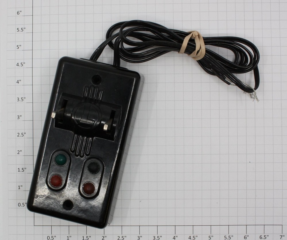 Lionel 1121C-60 O27 Plastic Switch Controller with Wiring (1)
