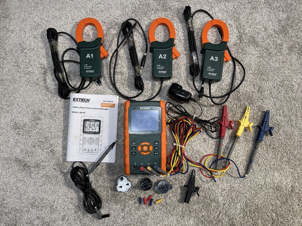 Extech 382100, 1200A, 3-Phase Power Analyzer/Datalogger, in excellent condition.