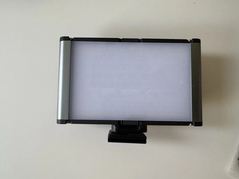 Celadon Led Pro Radiant 2XL on Camera Light Panel