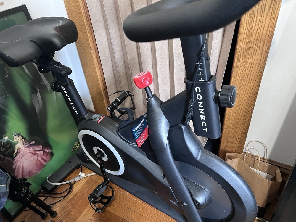 Echelon EX-15 Aerobic Training Cycle Barely Used Great Condition