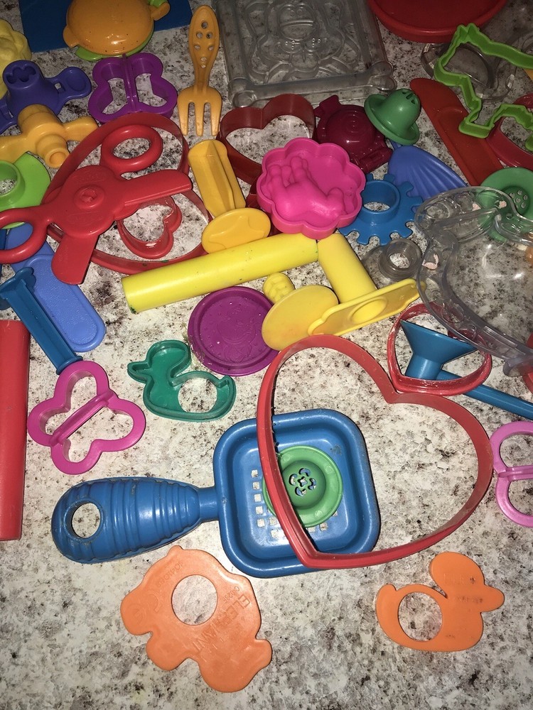 Play Doh 30+ Assorted Accessories Extruder Molds Tools Cutters Rollers Storage