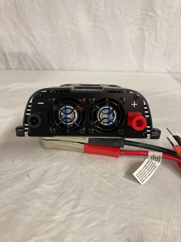 Black & Decker 750w power inverter**Tested working**