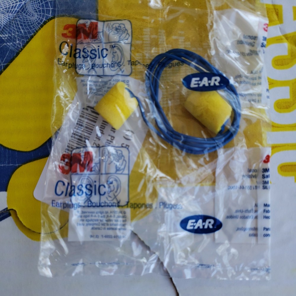 3M 311-1101 Classic Ear Plug With Cord (20 PAIR)