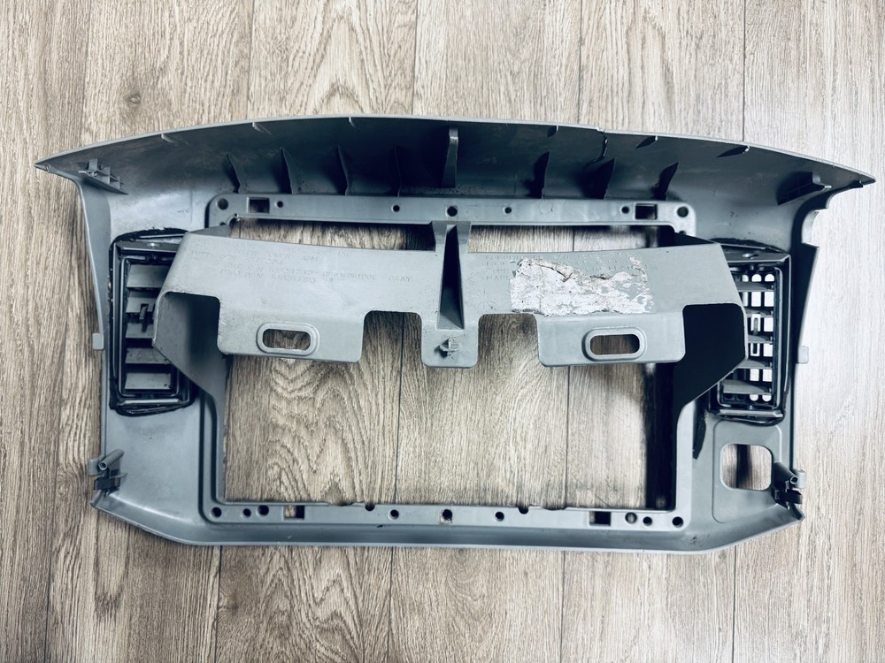 International Dash Panel Trim P/N 3547254