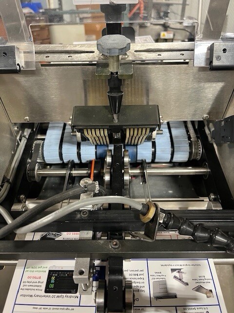 ST 1250 ex Batch Counter Feeder NEW BELTS