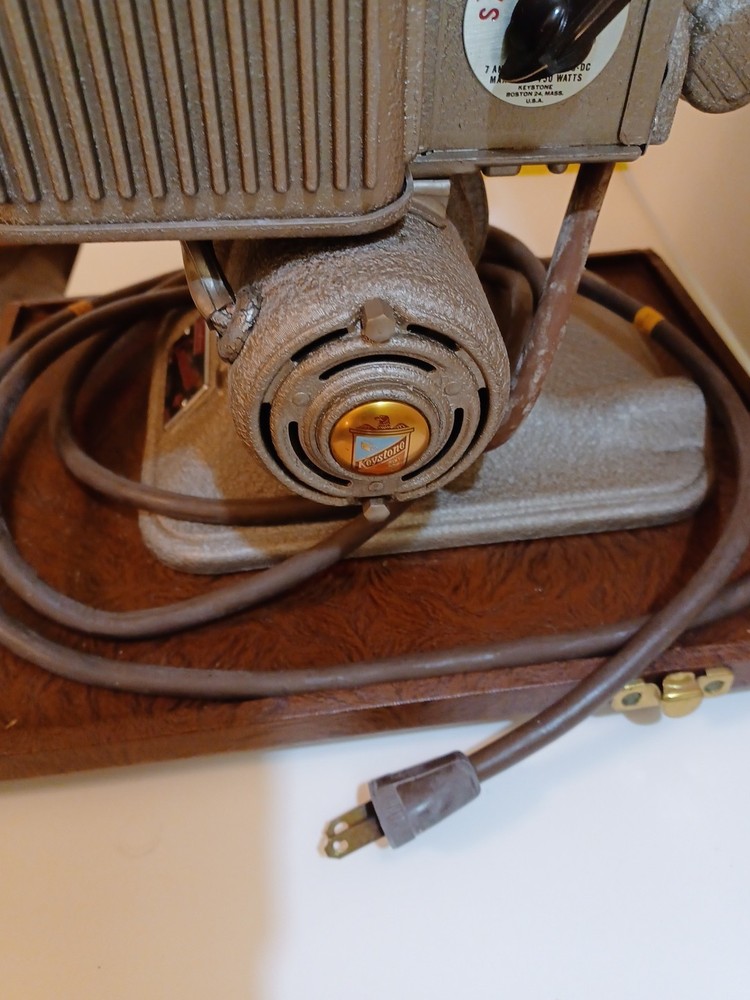 Keystone Continental A82 16 Milimeter Projector with Case Vintage