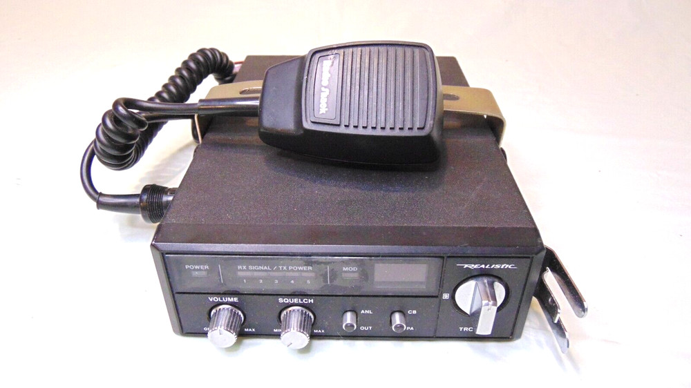 Realistic TRC-413 40ch CB with Mic Vintage working