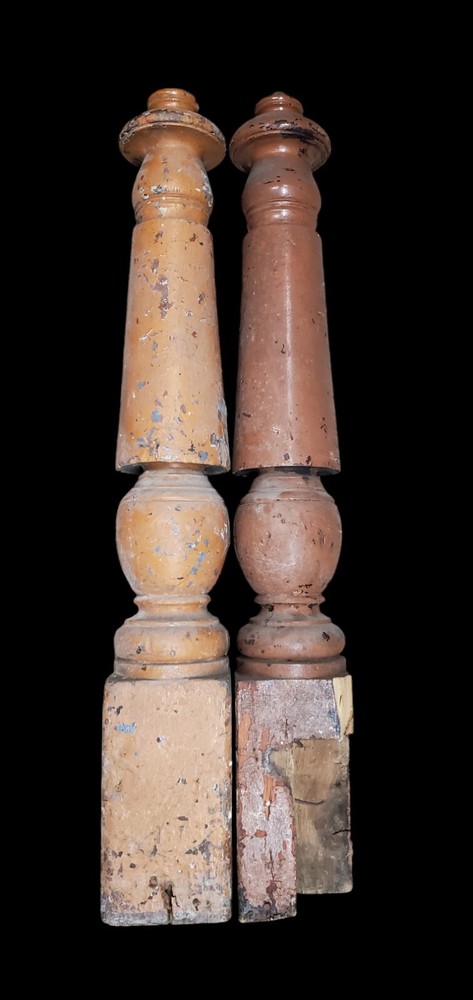 Pair Of Newel Posts *GAM0204