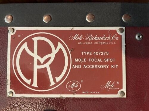 Mole Richardson Type 407275 Mole Focal Spot kit with case