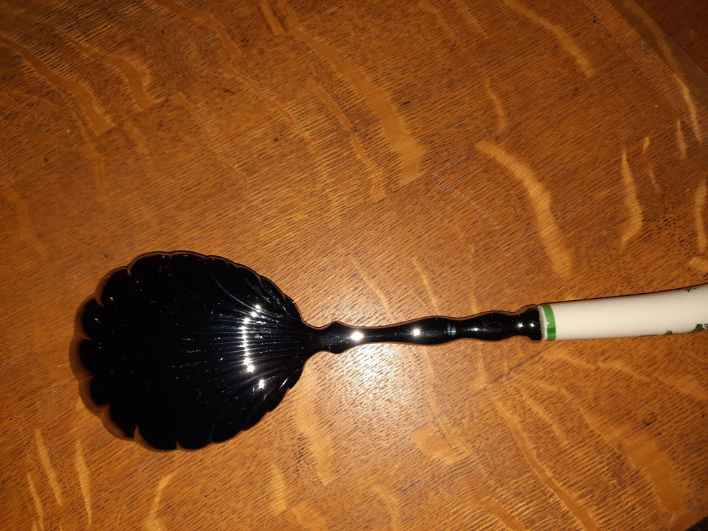 Spode Christmas Tree 11" Shell Shaped Serving Spoon