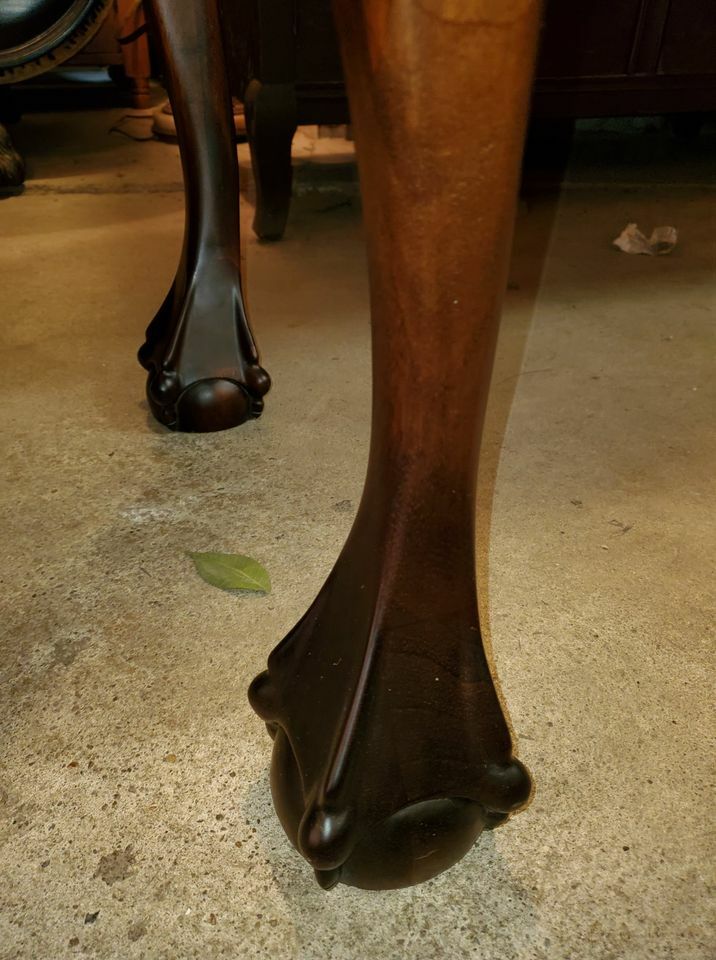 Hancock Mahogany Dining Server / Console Table - Carved Details - Elegant!
