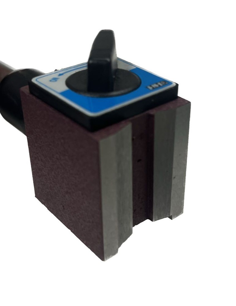 MINI UNIVERSAL MAGNETIC BASE WITH FINE ADJUSTMENT (4401-0811)
