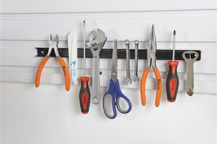 18 in. Magnetic Tool Holder