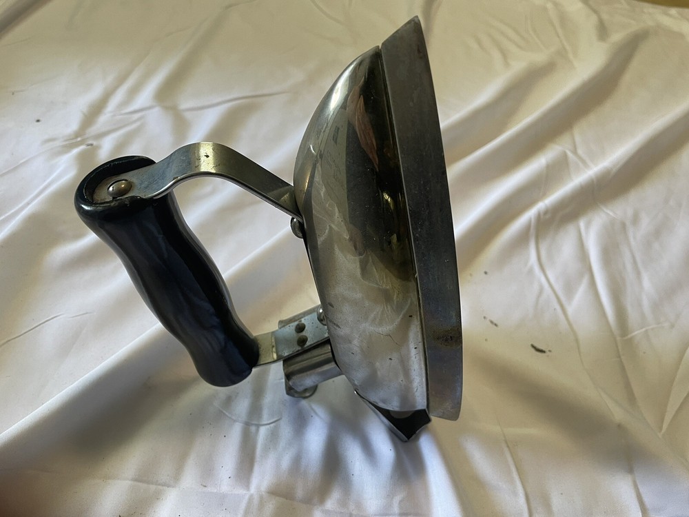 Vintage Iron Heatmaster Model 357 No Cord
