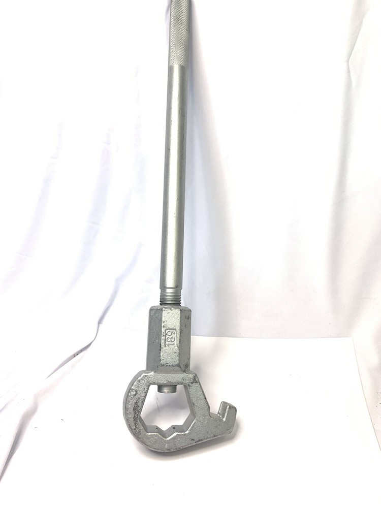 18” Adjustable Moon American Hydrant Wrench Spanner Hook Pentagon & Square Nuts