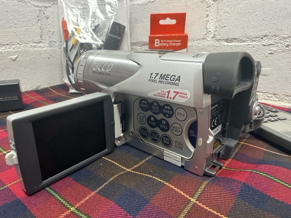 Panasonic NV-GS70 Mini DV Digital Camera Camcorder Tested