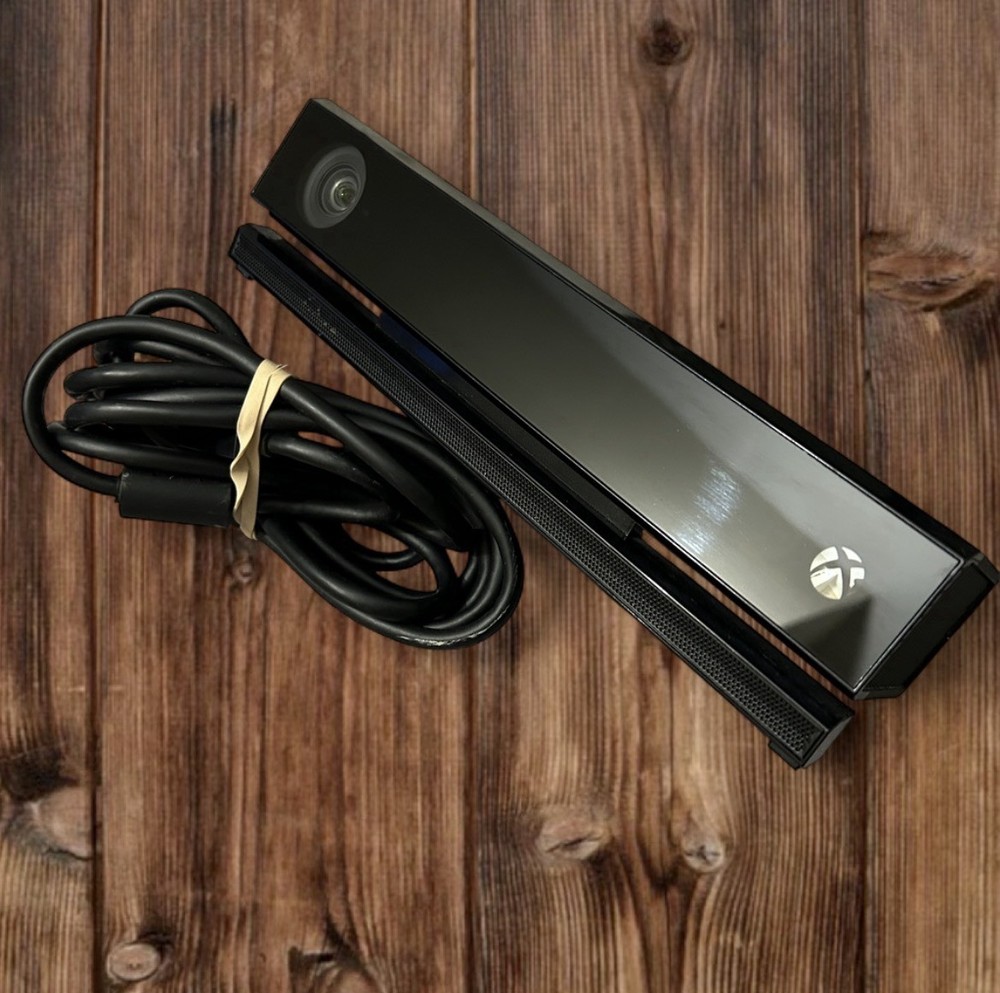 Microsoft Xbox One Kinect Sensor Bar Black, Model 1520, Includes Cords