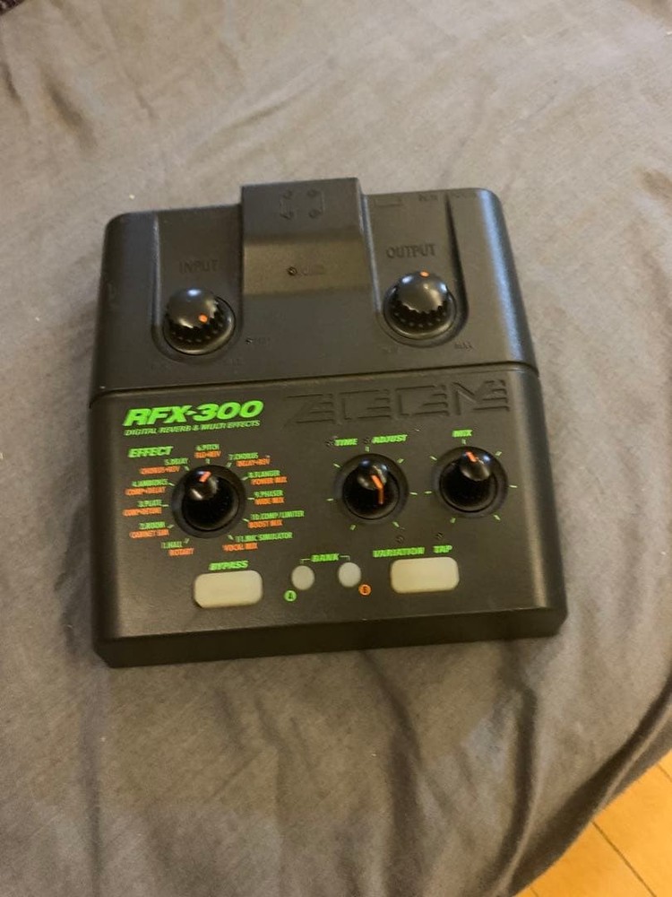 ZOOM RFX-300 Digital Reverb Multi Effect Used