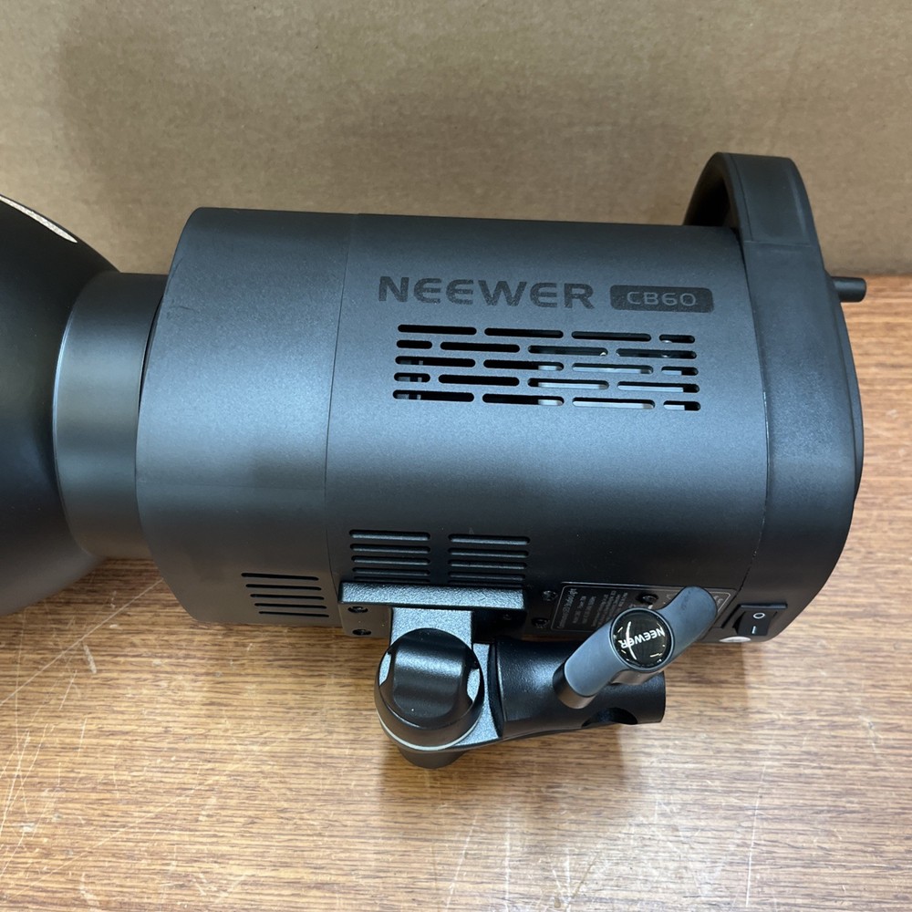 NEEWER CB60 LED Video Light