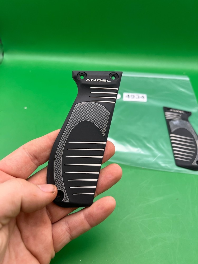 06 Angel Speed Grips
