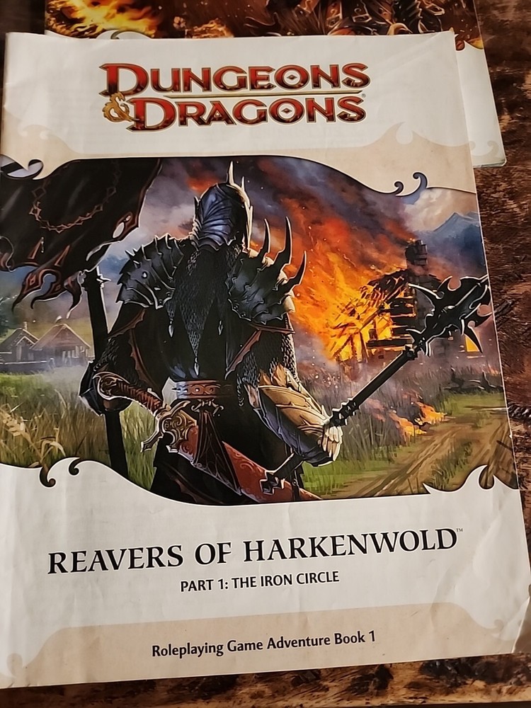 Dungeons & Dragons Essentials Dungeon Master's Kit 2010 Not Complete W/Extras