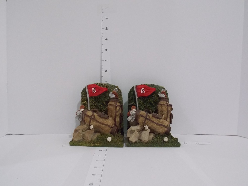 Golf Course 18th Hole Bookends Pair – Sports Decor