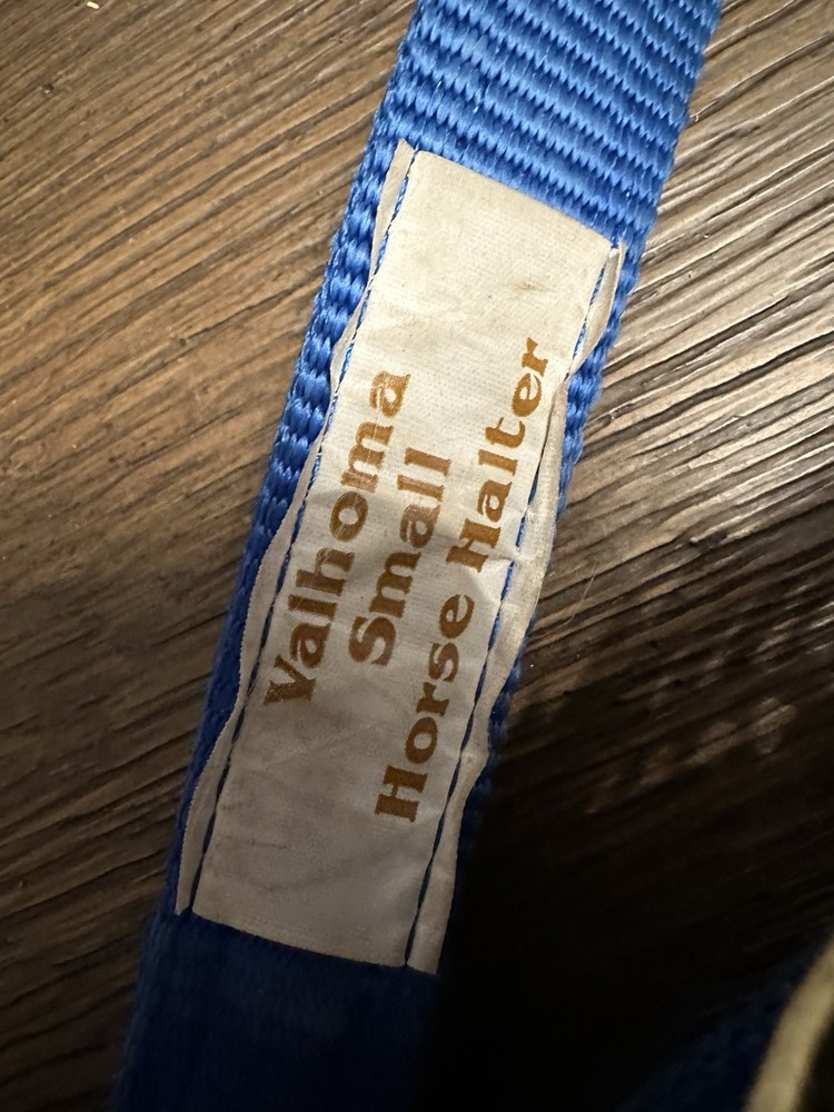 Horse Tack - Valhoma Blue Nylon Halter