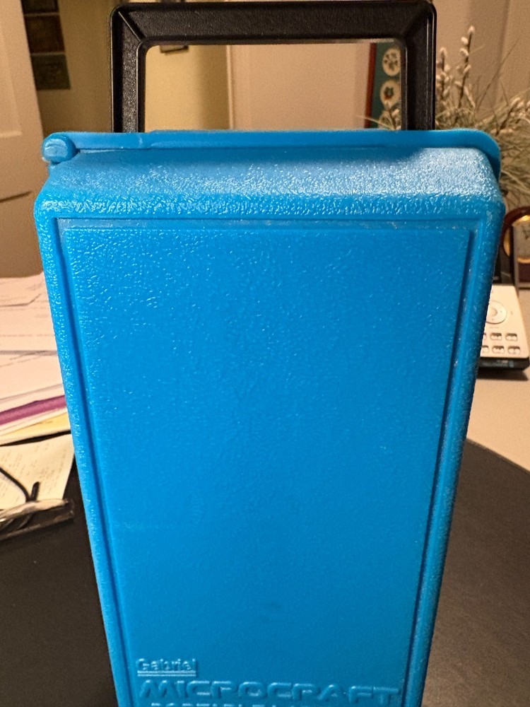 Vintage Gabriel Microcraft portable Lab Case: Gilbert Microscope & Working Light