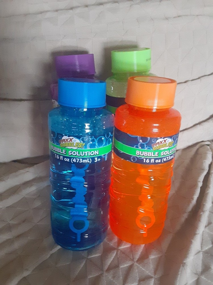 4x   Bubble Solution – 16 Fl.oz  Bubble Blower Bottles with Wand  -  BRAND NEW