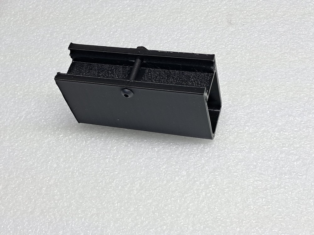 Picatinny rail magazine holder G17