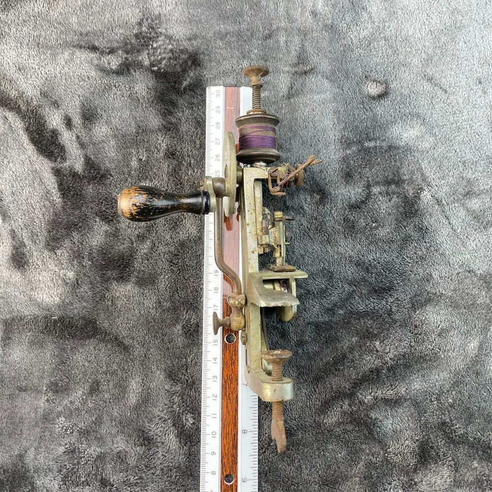 Moldacot Sewing Machine 9506